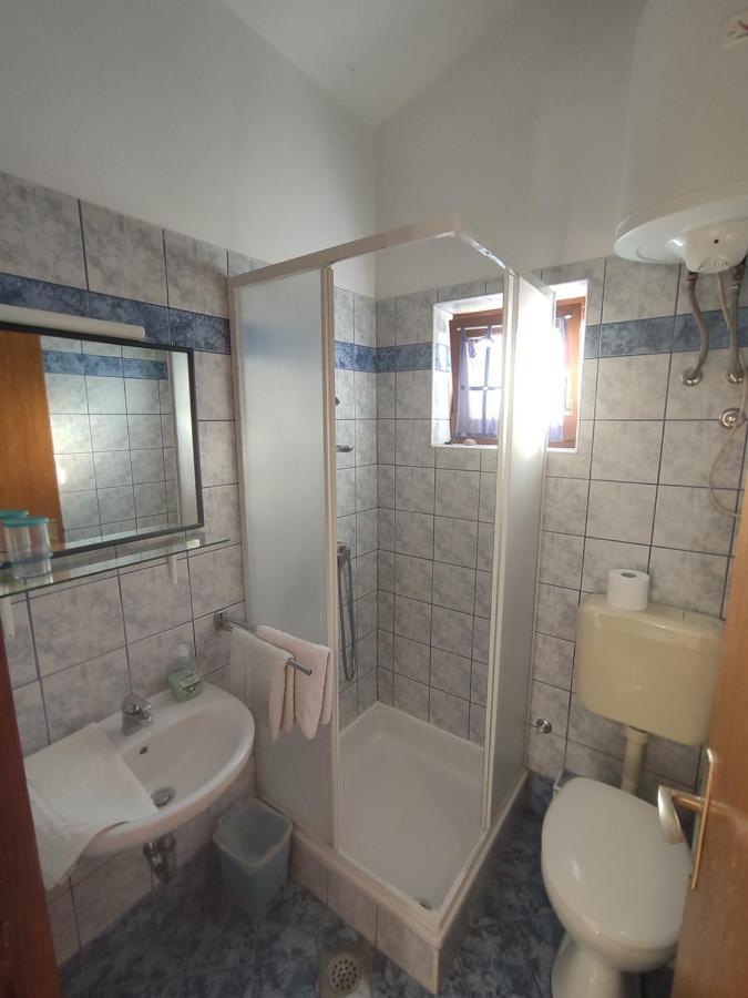 Apartments Stivic Pinezići Zewnętrze zdjęcie