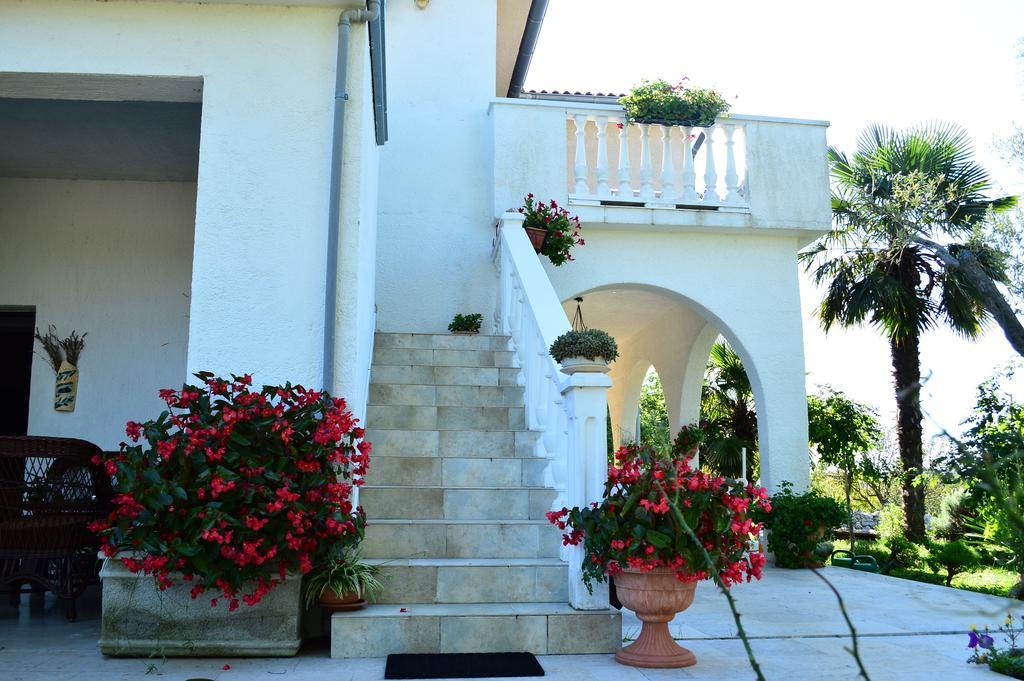 Apartments Stivic Pinezići Zewnętrze zdjęcie
